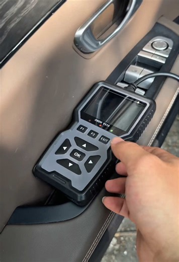 Obd2 Diagnostic Scanner, Accurate Code Reader, Efficient Engine Light Diagnostics, Reliable Battery Voltage Tester, Automotive Scan Tool #mechanics #technicians #obd2 #selfdiagnose #eml