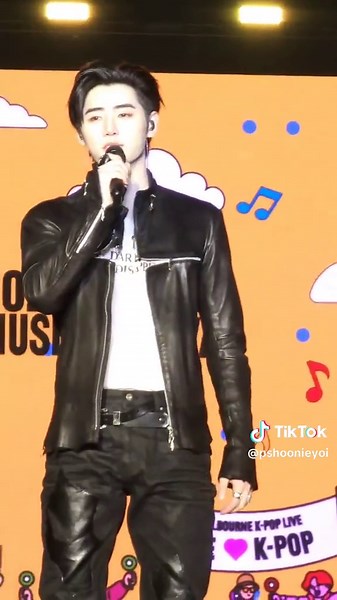 THEY LOOK SOOOO FINE😩❤️‍🔥 #enhypen #jay #jake #sunghoon #sunoo #jungwon #ni_ki #heeseung #fyp Hello, Melbourne Festival, ctto