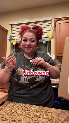 @NixzaAreliz Nichy Candelaria thank you so much, I love me some @Tupperware U.S. 🤍 #unboxing #mail #unboxing #thankyou #love #tupperware