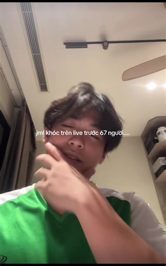 JML khóc trên live trước 67 người — nguyên nhân và phản ứng