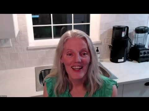 Coffee Time with Whitney Krueger ：Thanksgiving Talks