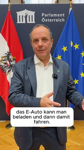 E-Autobatterien als Stromspeicher? Eine neue Initiative soll bidirektionales Laden ermöglichen. So können E-Autos künftig das eigene Zuhause mit Energie versorgen (Vehicle-to-Home) und überschüssigen Strom direkt ins öffentliche Netz einspeisen (Vehicle-to-Grid). 🚗 | Christoph Stark - Gleisdorf