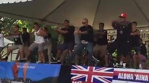 Men do dance. 🎥: Yula Dance Fitness #alohawaii #lovehawaii #1sttheworld 🌺🌺 | Aloha Hawaii