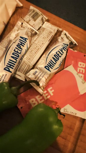 @HelloFresh US keeps my family fed with great prices, Easy instructions and quick clean up!!! Check out these chewy chicken tortilla melts! 😍😍😍 To DIE For! Want a code for savings? Send me a DM!