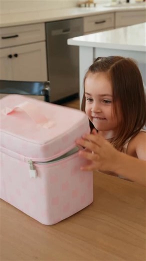 6.1K views · 16 reactions | Your kids’ new obsession  Toniebox 2 and Tonieplay brings stories, songs and playtime to life, with easier setup, better sound and endless adventures  | tonies | Facebook