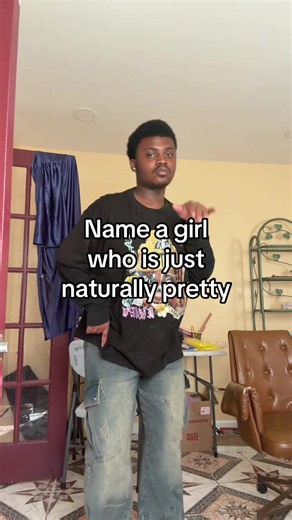 ZACH (@alternativezach)’s video of naturally pretty