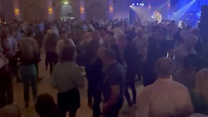 ☘️🇮🇪☘️🇮🇪☘️🇮🇪☘️🇮🇪Celebrating ☘️St Patrick’s Night ☘️With The One And Only Mike Denver ☘️🇮🇪☘️🇮🇪☘️ | Irish Country Bands Dancing Dates