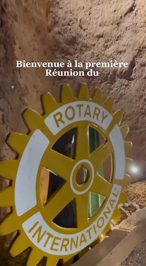 Le Mercredi dernier, le Rotaract Club Abidjan Bietry a tenu sa première réunion statutaire du mandat. Dans une atmosphère conviviale et chaleureuse nous avons passé un excellent moment ensemble. Nous vous présentons le recap de la réunion avec ce vlog 🥰 📹 . A bientôt ! ✨⚙️ #RacAbidjanBiétry #RPTeamBiétry #LaMagieDuRotary
