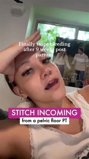 In case you didn't know, postpartum bleeding AND your period could overlap 😭 Here's what you should know: 🩸 your uterus is healing from where the placenta was attached 🩸 you're shedding blood and fluid 🩸 it's heavier and bright red at first, then will eventually become brown 🩸 blood clots are normal, but no larger than a golf ball 🩸 it'll likely be over within 4-6 weeks And yes, it happens even if you had a C-Section! I go over this in my book FLOORED, along with other stages of postpartum