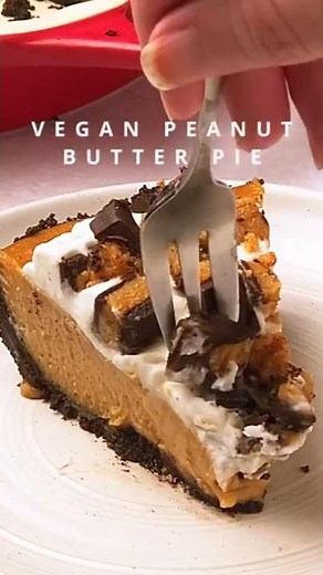 Creamy, Dreamy No-Bake Peanut Butter Pie (Dairy-Free, Vegan)