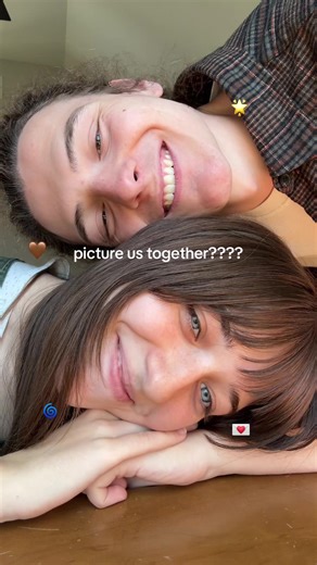 our acoustic version of shut up and kiss me is out NOWWW #duo #shutupandkissme #yay