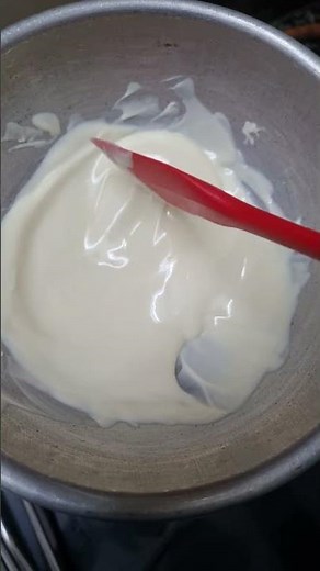 Creamy White Chocolate at Home