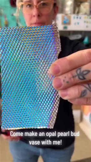 Come make an opal bud vase with me! I just love making this little cuties- every one is totally different, much like real opals, due to the fluid nature of applying and manipulating my color! I'm using opal sheet and clear glass by @oceansidecompatible and dichroic sparkle by @artofdichroic @Oceanside Glass&Tile #art #glass #seattle #opal #blownaway #oceansidecompatible #glassartist #blownglass #colorfulart #glassfam #homedecor #newart #seattleartist #seattleglass