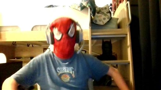 Playing Roblox Pass the bomb training for a tournament