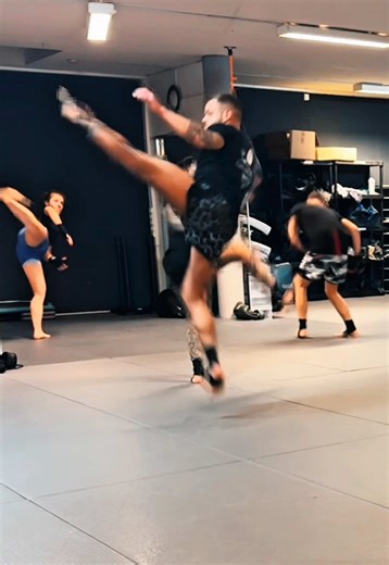 Spinning Kick Techniques in Martial Arts