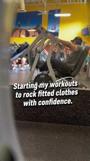 Tag a friend who loves oversized clothes.#workout #gym #fit #funny #comedy #fitness #oversized