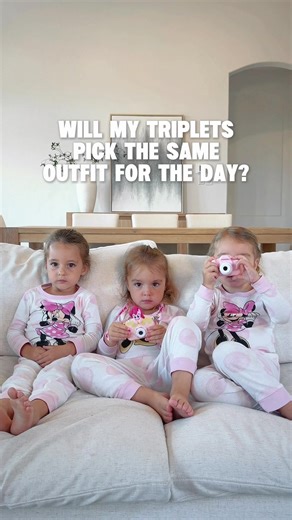 The girls pick their outfits for the day #tripletmom #toddlers #ootdstyle