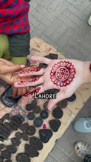 Lahore's Beautiful Badshahi Mosque - A Stunning Visual Delight