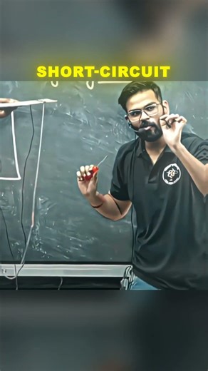 Short Circuit in 30 seconds ⚡😭 “Feeling lo current upar se aata hai” 🔥 #class10 #ytshorts