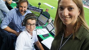 Fussballmatch kommentieren mit Sascha Ruefer (Staffel 6, Folge 1)