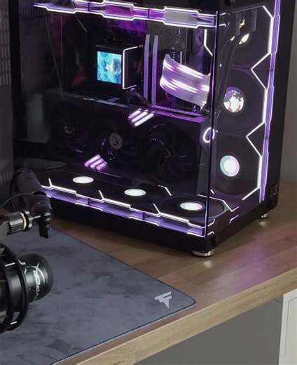 Gamer Setup in Purple: A Stylish Transformation