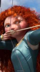 17M views · 750K reactions | La tensión se podía cortar con ̶u̶n̶ ̶c̶u̶c̶h̶i̶l̶l̶o̶ una flecha  #Valiente está en #DisneyPlus. | Disney+ | Facebook