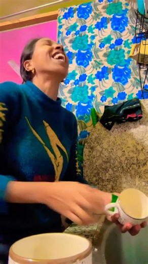 Sita Sita on Instagram: "Tumhe Bata Is Duniya mein #funny ##comedy #trending #shortvideos shortsfeed shorts"