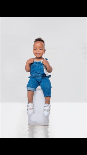 Best Photo Studios in Ruiru 📍 We are located in Ruiru Kihunguro, Nairoview Plaza, Room G05. next to Shell Petrol Station & directly Opposite The Mark Hotel, Thika Road. 0702 #.228.= 528 Studio photoshoot Birthday photoshoot Traditional Photoshoot Couple Photoshoot Couple poses Wall mounts & frames Graduations Photoshoot #fyp #viral #photoshoot #studioposes #photostudioinruiru