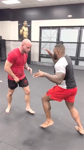 #brazilianjiujitsu #mma #selfdefense #submissions #heelhook #footlock | Master Tim Self-Defense