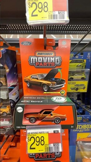 Diecast hunting & found a Matchbox Moving Parts Super Chase Mustang! #matchboxcars #matchboxchase