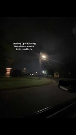 #trend #fyp #fy #foryou #sunset #pic #music #musictaste #songs #song #spotify #livephoto #viral #blowup #text #growingupisrealizing