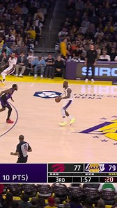 LeBron James以三雙主宰全場，帶領洛杉磯湖人擊敗多倫多速龍！🔥 LeBron James takes over with a triple-double, leading the Lakers past the Raptors! 🔥 | NBA Hong Kong