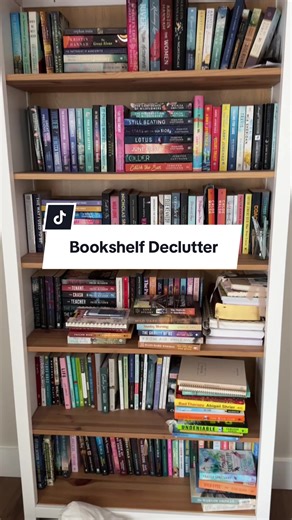 I did a little bookshelf declutter last week! Let me know if I need to buy more books and do a haul? 🤔🤪 #booktok #bookworm #reading #declutter #resell