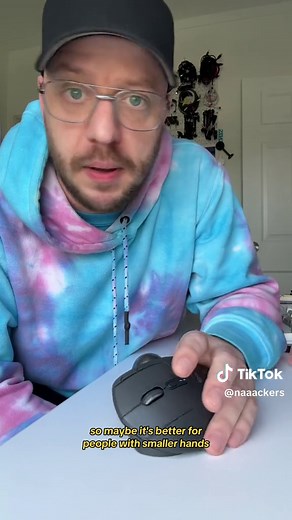 Let’s have a quick chat about ergonomic mice, the popular options, and my mini Rant review about the Logitech MX ergo ball mouse. Completely free of all ergonomics. ##Bestwirelessmouse##Logitechkeyboard##ergonomicmouse##mouseforgaming##verticalmouseforggaming##verticalmouseforwork##verticalmousetest##Logitechlift