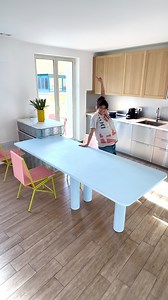 The Diy video tutorial just reached 5 million views so it’s time to answer some questions! first time I planned this island it was for a client in a very minimal Scandinavian look Apartment. For this reason, the entire structure of the island was made of wood and it expanded from 2 guests up to 7 when open . for my own apartment since I’m a maximalist, I decided to go not only for bright colors but also for a 80s glass brick look that turns on at night ! My island is also bigger and it hosts fou