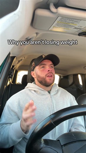 This could potentially be the primary factor as to why you aren’t seeing progress. Tracking your intake is one of the easiest ways to truly recognize whether you are in a deficit, surplus or at maintenance. Once you know where you are based off of those 3 options then you need to change your caloric intake to either be lower, higher or keep it the same depending on your goals. Hope this helps 🙏🏻 #gym #fitness #gymtok #fyp #weightloss