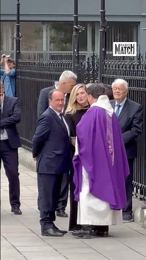 François Hollande et Julie Gayet arrivent ensemble aux obsèques de Bernadette Chirac ce vendredi.
