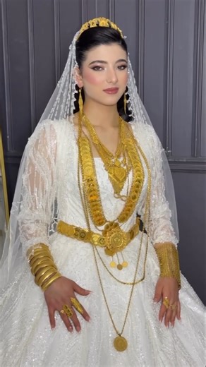 Royal Golden Bridal Look: Stunning Bride in White & Gold ✨👰 Wedding Inspiration#bride#goldjewellery