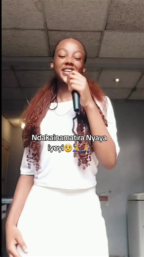 Ndakainamatira Nyaya Iyoyi - Siennatania