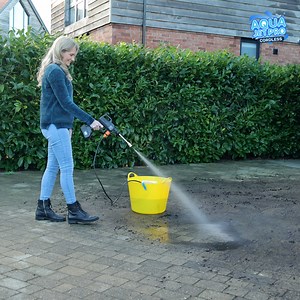 ✨ Give the gift of a showroom shine with Aqua Jet Pro Cordless, the POWERFUL handheld pressure washer that delivers professional results – NO TAPS REQUIRED! 🚱 💧Draws water from ANY source with self-syphoning technology 🫧Soap & detergent dispenser ✅Compact, cordless, lightweight & portable 🔋Rechargeable with long battery life 💼Deluxe protective carry case included 🇬🇧 Family-run UK business 🚚Delivery within TWO days – or it’s FREE! 💯 100-day ‘no-quibble’ money-back guarantee ⭐Rated EXCELL