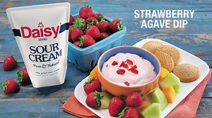Celebrate the fresh flavors of spring! Find out how easy it can be with this delicious dip from Daisy Sour Cream. Get Recipe: http://bit.ly/1Sateaj | Daisy Brand