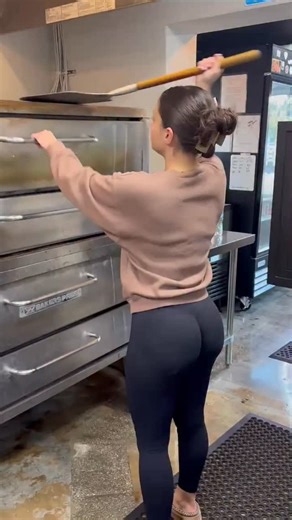 Pizza girl with a classic pepperoni slapper. Sizzling out the oven. “Thin is in” only at Ian and Kye’s Pizza #pizza #girl #fyp #food #work | Ian and Kye’s Pizza