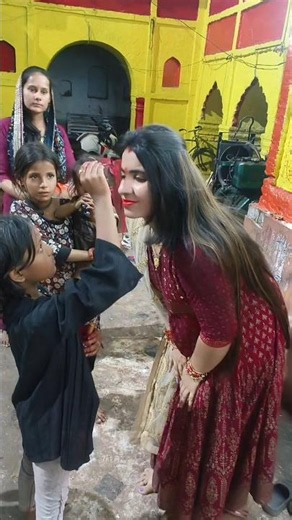 #Radhe Radhe shri #virandavan #hindutemple #devotional #Krishna bhajan Shri #Radhika #bhajan #love