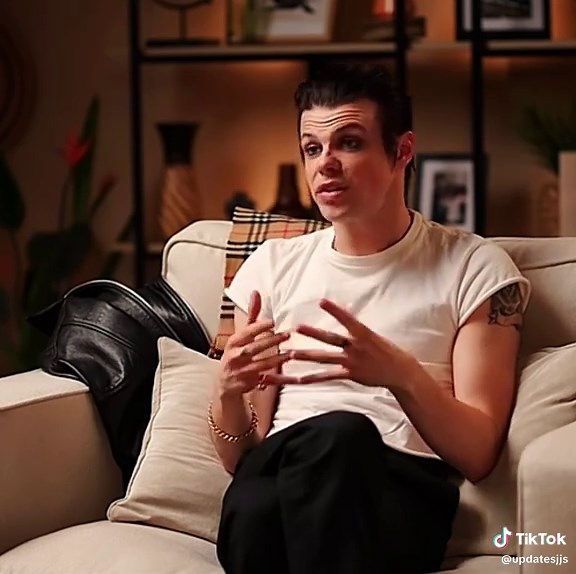 Yungblud Talks About Jesse Jo Stark's Impact