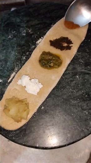 make multilayer folding paratha#shorts #trending #food#roti#viral#paratha#short #funny#ytshortsindia