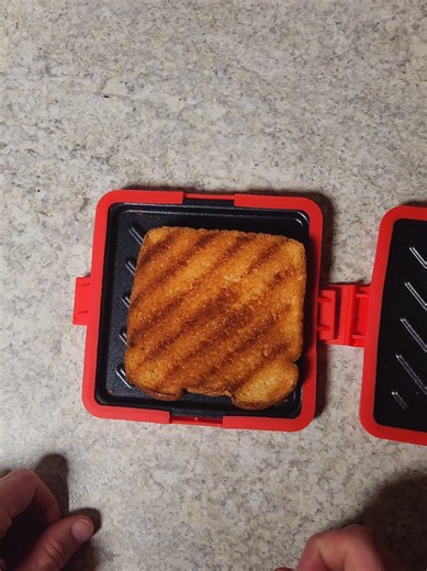 Microwave Toastie Maker for Quick Crispy Sandwiches