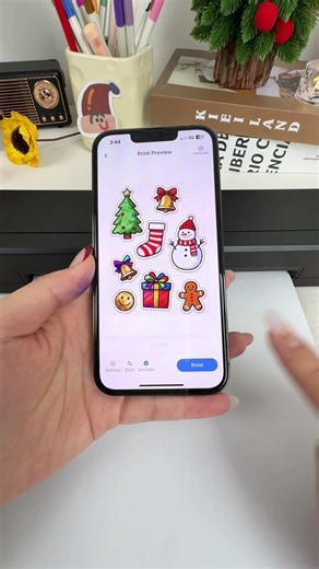 Turning Christmas ideas into color 🎨🎄 #christmasgifts #inkjetprinter #newyesportableprinter