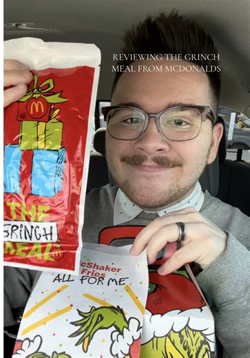 It’s officially the holiday season at McDonalds! 🎄 McDonald’s has introduced the Brand New Grinch Meal that is guaranteed to make your heart grow three times in size. The meal includes for the first time in the United States Mcshaker fries with a grinch salt that is packed with pickle flavoring. The Grinch meal is available now through the holiday season while supplies last. Wil up be trying the Grinch meal from McDonald’s this holiday season!? #grinchmeal #fyp #fastfood #mcdonalds #grinch