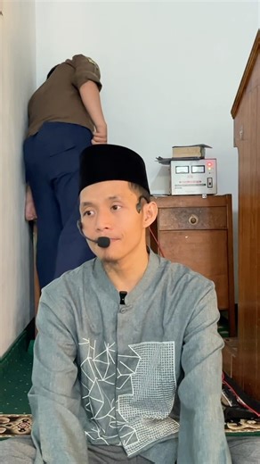 Berpakaian sesuai syariat || Ustadz Anwar Jailani