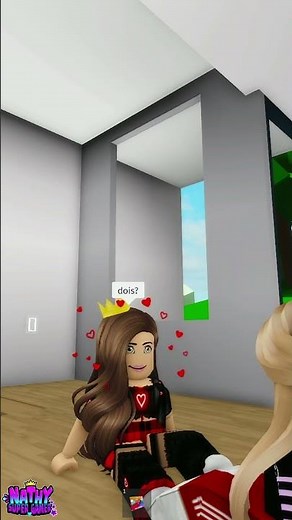 QUANDO SUA AMIGA PENSA QUE VOCÊ É BURRA 😑😑#roblox #brookhaven